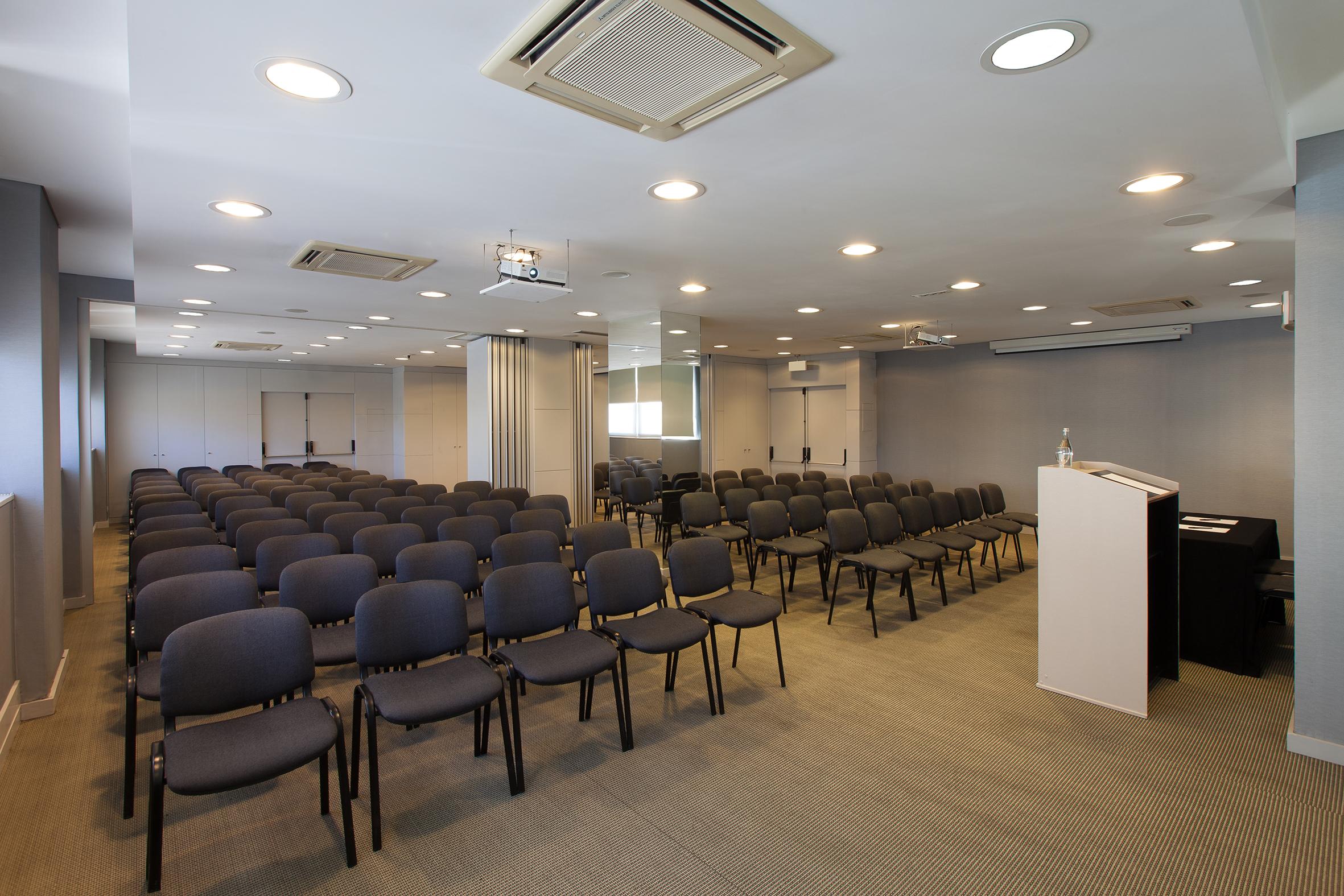 Hotel Lutecia Smart Design 4*
