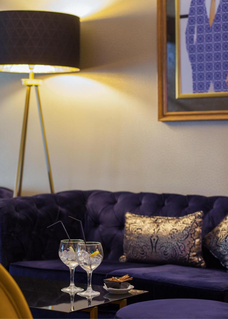 Lutecia Smart Design