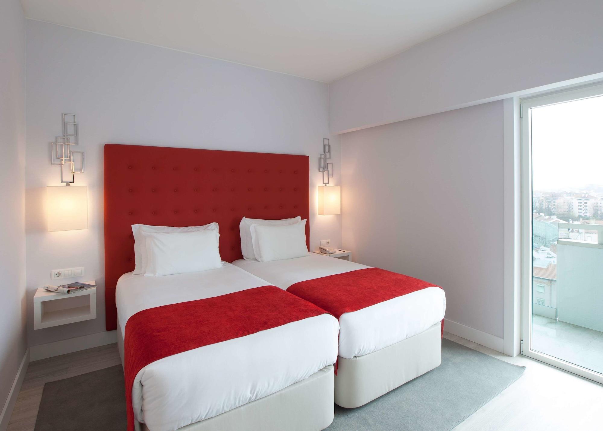 Lutecia Smart Design Hotel 4*